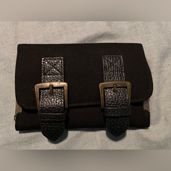 Women’s Volcom Wallet - Picture 4 of 6